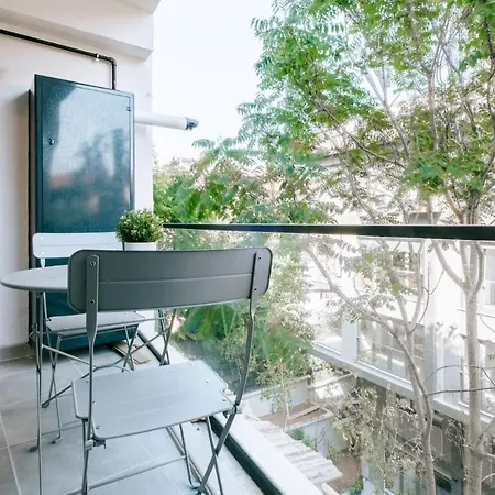 Chic Flat W Balcony 5 Min To Moda Coast In Kadikoy Apartment